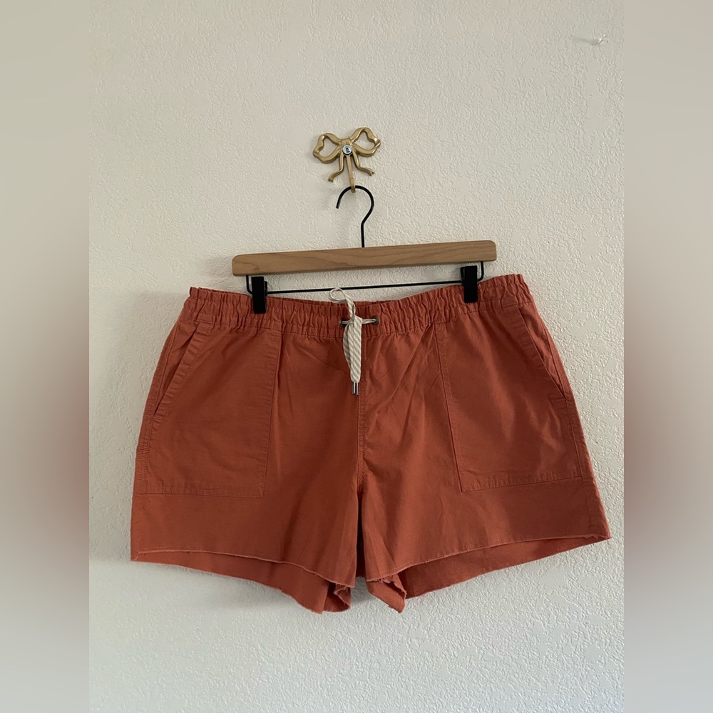 Vuori Womens Vintage Ripstop Shorts, Size XXL Rust/Cinnamon